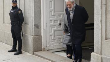 Miguel Ángel Rodríguez rechaza disculparse en persona con víctimas de las residencias tras mentir sobre una de ellas